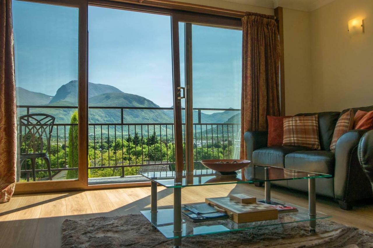 Апартаменти Highland Self Catering Retreat With Stunning Views Форт-Вільям Екстер'єр фото